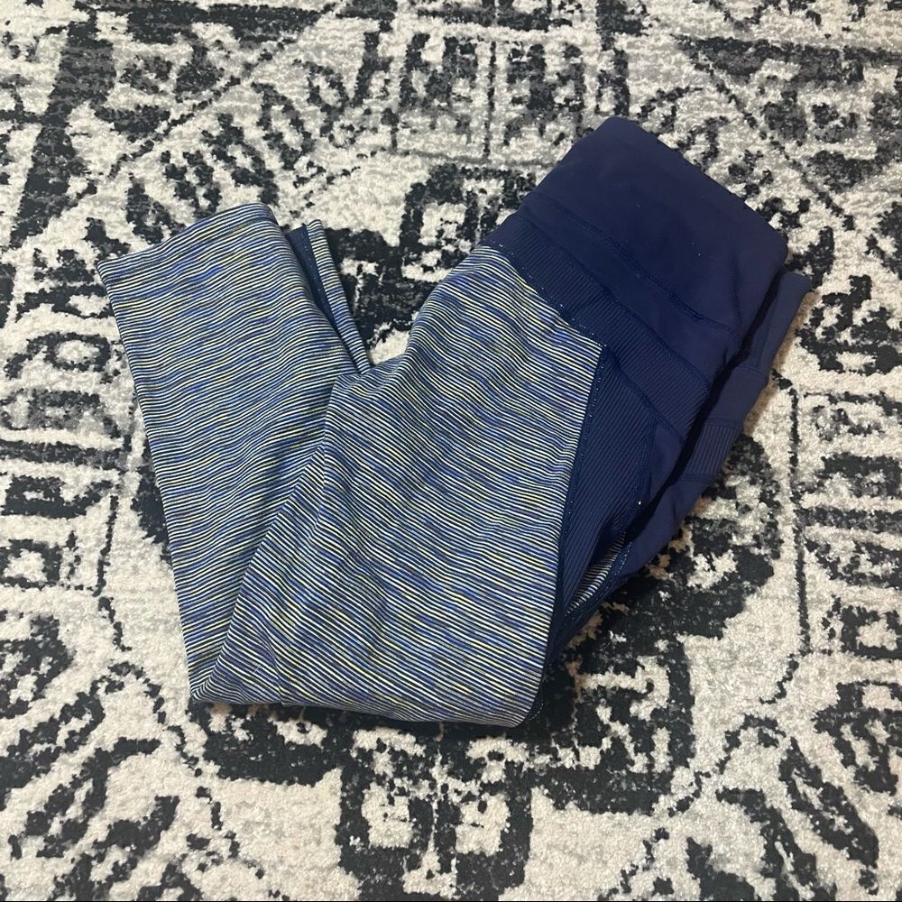 Athleta Blue Striped Cropped Leggings